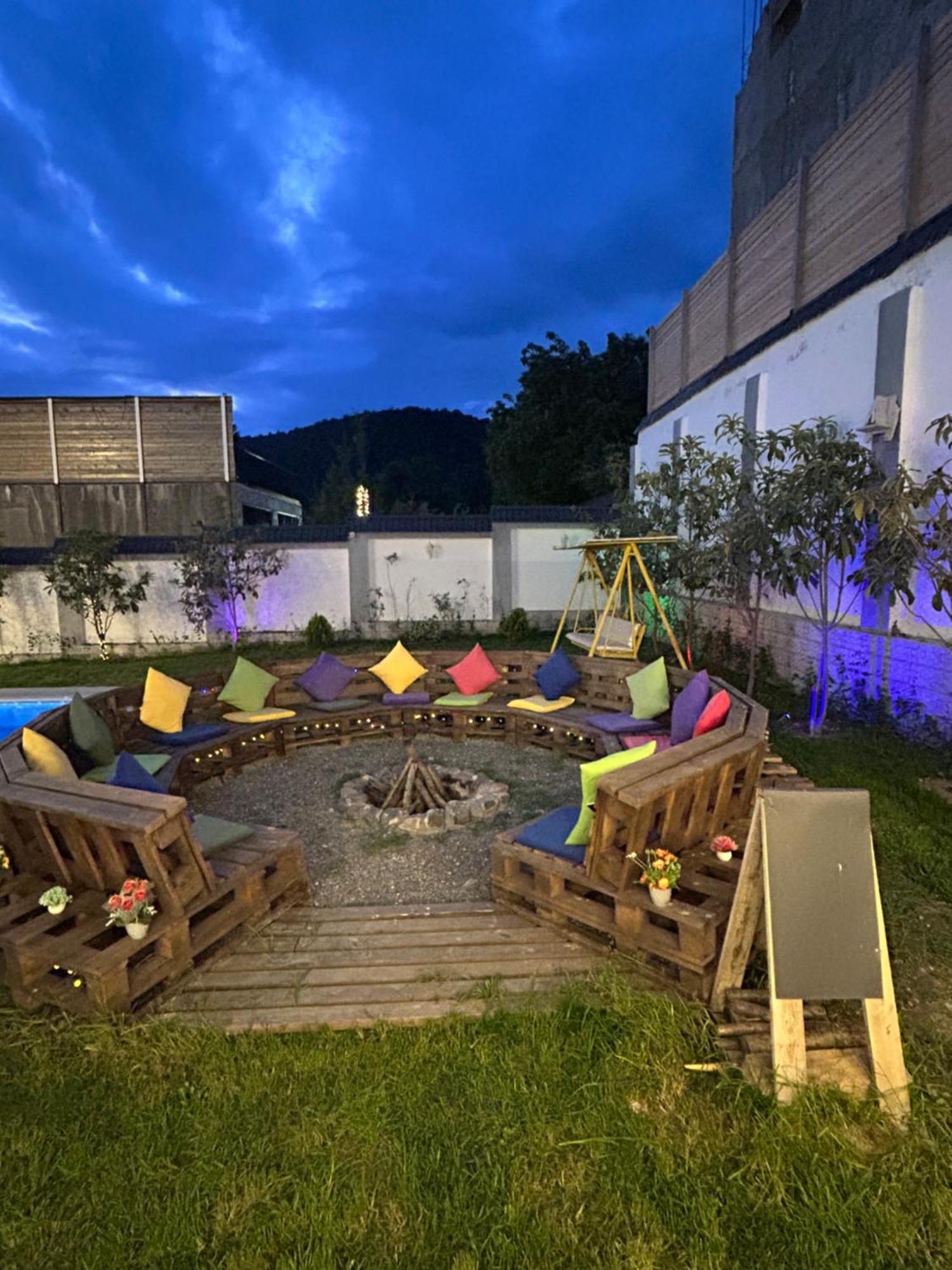 Qafqaz Mountside Chalet Gabala Exterior foto